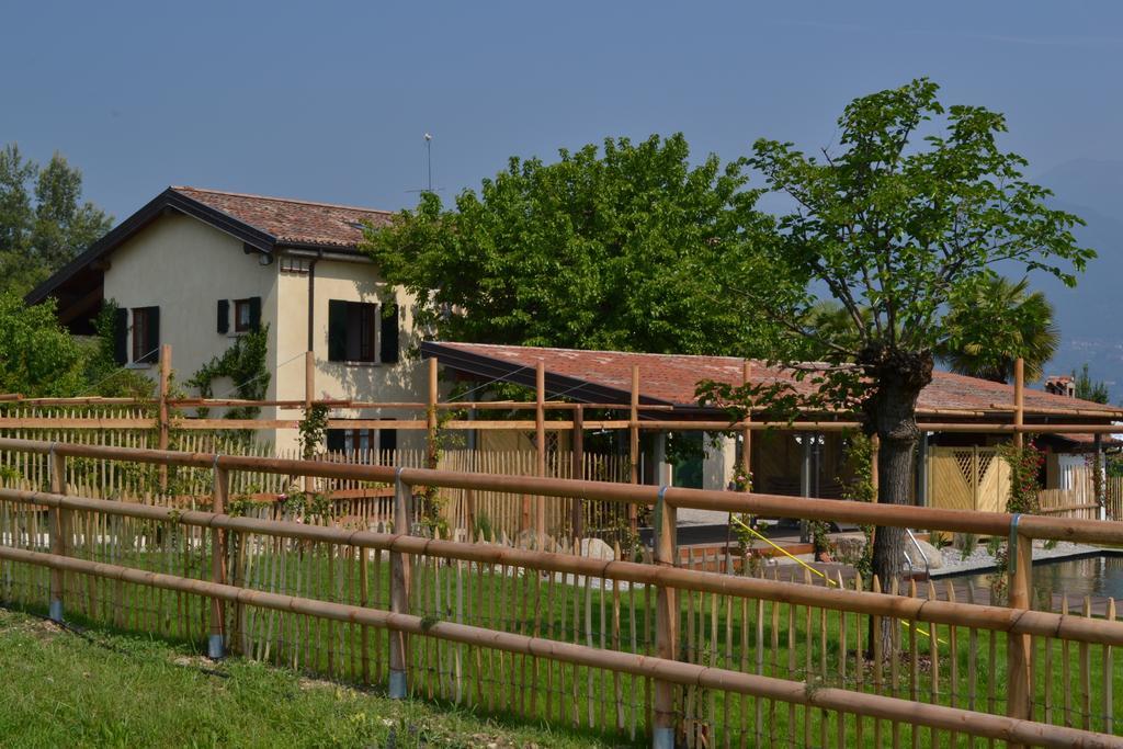 Agriturismo La Breda Guest House San Felice del Benaco Eksteriør bilde